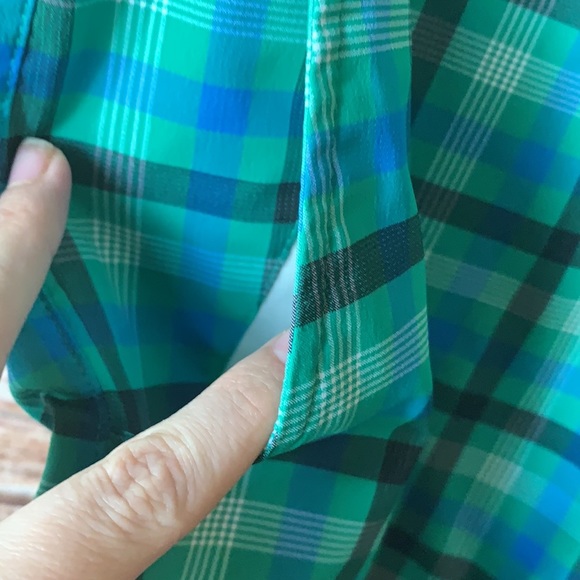 - Nike Golf Plaid Green Shorts - Picture 6 of 8